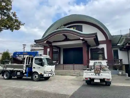 常光寺の{uncategorized: "未分類", other: "その他", undefined: "問題あり", building: "その他建物", grave: "お墓", sacred_gate: "鳥居", guardian: "狛犬", statue: "像", buddha: "仏像", history: "歴史", nature: "自然", garden: "庭園", animal: "動物", pagoda: "塔", temizu: "手水舎", mountain_gate: "山門・神門", sanctuary: "本殿・本堂", subordinate: "末社・摂社", art: "芸術", scenery: "景色", jizo: "地蔵", ema: "絵馬", goshuin: "御朱印", omikuji: "おみくじ", items: "授与品その他", amulet: "お守り", goshuincho: "御朱印帳", eats: "食事", festival: "お祭り", votive_dance: "神楽", shichigosan: "七五三参", wedding: "結婚式", experience: "体験その他", initially: "初詣", around: "周辺", anti_infection: "感染症対策"}