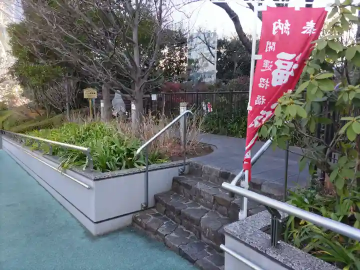 祠(東京ドームシティー屋上)のその他建物