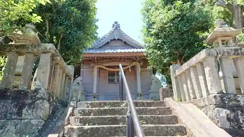 鮑玉白珠比咩命神社の本殿