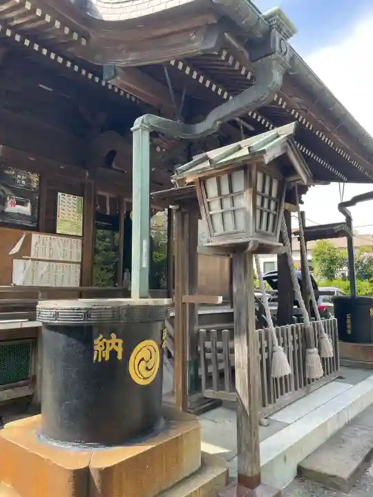 子之神社の{uncategorized: "未分類", other: "その他", undefined: "問題あり", building: "その他建物", grave: "お墓", sacred_gate: "鳥居", guardian: "狛犬", statue: "像", buddha: "仏像", history: "歴史", nature: "自然", garden: "庭園", animal: "動物", pagoda: "塔", temizu: "手水舎", mountain_gate: "山門・神門", sanctuary: "本殿・本堂", subordinate: "末社・摂社", art: "芸術", scenery: "景色", jizo: "地蔵", ema: "絵馬", goshuin: "御朱印", omikuji: "おみくじ", items: "授与品その他", amulet: "お守り", goshuincho: "御朱印帳", eats: "食事", festival: "お祭り", votive_dance: "神楽", shichigosan: "七五三参", wedding: "結婚式", experience: "体験その他", initially: "初詣", around: "周辺", anti_infection: "感染症対策"}