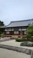 徳林院の{uncategorized: "未分類", other: "その他", undefined: "問題あり", building: "その他建物", grave: "お墓", sacred_gate: "鳥居", guardian: "狛犬", statue: "像", buddha: "仏像", history: "歴史", nature: "自然", garden: "庭園", animal: "動物", pagoda: "塔", temizu: "手水舎", mountain_gate: "山門・神門", sanctuary: "本殿・本堂", subordinate: "末社・摂社", art: "芸術", scenery: "景色", jizo: "地蔵", ema: "絵馬", goshuin: "御朱印", omikuji: "おみくじ", items: "授与品その他", amulet: "お守り", goshuincho: "御朱印帳", eats: "食事", festival: "お祭り", votive_dance: "神楽", shichigosan: "七五三参", wedding: "結婚式", experience: "体験その他", initially: "初詣", around: "周辺", anti_infection: "感染症対策"}