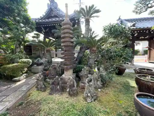 安南寺の{uncategorized: "未分類", other: "その他", undefined: "問題あり", building: "その他建物", grave: "お墓", sacred_gate: "鳥居", guardian: "狛犬", statue: "像", buddha: "仏像", history: "歴史", nature: "自然", garden: "庭園", animal: "動物", pagoda: "塔", temizu: "手水舎", mountain_gate: "山門・神門", sanctuary: "本殿・本堂", subordinate: "末社・摂社", art: "芸術", scenery: "景色", jizo: "地蔵", ema: "絵馬", goshuin: "御朱印", omikuji: "おみくじ", items: "授与品その他", amulet: "お守り", goshuincho: "御朱印帳", eats: "食事", festival: "お祭り", votive_dance: "神楽", shichigosan: "七五三参", wedding: "結婚式", experience: "体験その他", initially: "初詣", around: "周辺", anti_infection: "感染症対策"}