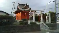 澤メキ稲荷神社の本殿