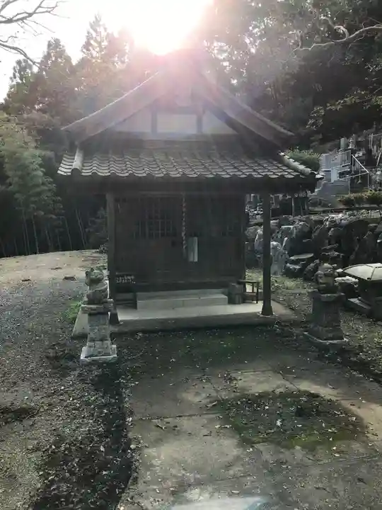 鷹林寺の本殿・本堂