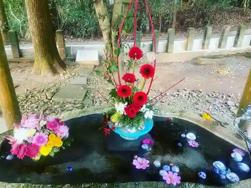 彦嶽宮の手水舎