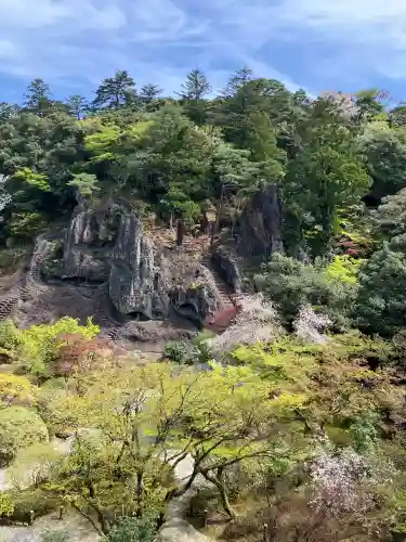 那谷寺の{uncategorized: "未分類", other: "その他", undefined: "問題あり", building: "その他建物", grave: "お墓", sacred_gate: "鳥居", guardian: "狛犬", statue: "像", buddha: "仏像", history: "歴史", nature: "自然", garden: "庭園", animal: "動物", pagoda: "塔", temizu: "手水舎", mountain_gate: "山門・神門", sanctuary: "本殿・本堂", subordinate: "末社・摂社", art: "芸術", scenery: "景色", jizo: "地蔵", ema: "絵馬", goshuin: "御朱印", omikuji: "おみくじ", items: "授与品その他", amulet: "お守り", goshuincho: "御朱印帳", eats: "食事", festival: "お祭り", votive_dance: "神楽", shichigosan: "七五三参", wedding: "結婚式", experience: "体験その他", initially: "初詣", around: "周辺", anti_infection: "感染症対策"}