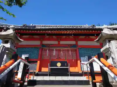 塚越稲荷神社の本殿・本堂