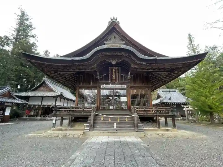 馬見岡綿向神社の{uncategorized: "未分類", other: "その他", undefined: "問題あり", building: "その他建物", grave: "お墓", sacred_gate: "鳥居", guardian: "狛犬", statue: "像", buddha: "仏像", history: "歴史", nature: "自然", garden: "庭園", animal: "動物", pagoda: "塔", temizu: "手水舎", mountain_gate: "山門・神門", sanctuary: "本殿・本堂", subordinate: "末社・摂社", art: "芸術", scenery: "景色", jizo: "地蔵", ema: "絵馬", goshuin: "御朱印", omikuji: "おみくじ", items: "授与品その他", amulet: "お守り", goshuincho: "御朱印帳", eats: "食事", festival: "お祭り", votive_dance: "神楽", shichigosan: "七五三参", wedding: "結婚式", experience: "体験その他", initially: "初詣", around: "周辺", anti_infection: "感染症対策"}