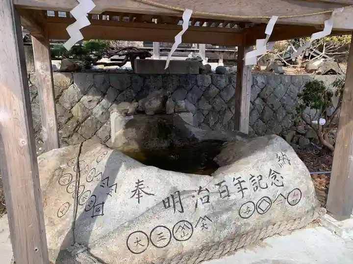 鵜鳥神社の手水舎