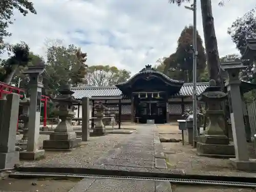 斑鳩神社の{uncategorized: "未分類", other: "その他", undefined: "問題あり", building: "その他建物", grave: "お墓", sacred_gate: "鳥居", guardian: "狛犬", statue: "像", buddha: "仏像", history: "歴史", nature: "自然", garden: "庭園", animal: "動物", pagoda: "塔", temizu: "手水舎", mountain_gate: "山門・神門", sanctuary: "本殿・本堂", subordinate: "末社・摂社", art: "芸術", scenery: "景色", jizo: "地蔵", ema: "絵馬", goshuin: "御朱印", omikuji: "おみくじ", items: "授与品その他", amulet: "お守り", goshuincho: "御朱印帳", eats: "食事", festival: "お祭り", votive_dance: "神楽", shichigosan: "七五三参", wedding: "結婚式", experience: "体験その他", initially: "初詣", around: "周辺", anti_infection: "感染症対策"}