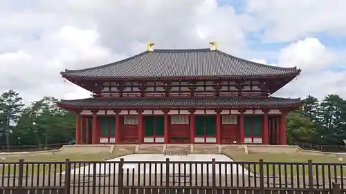 興福寺の本殿