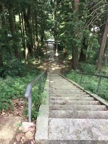 鏡神社の建物その他