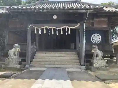 湊口神社の本殿・本堂