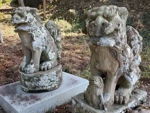 饗庭神社の狛犬