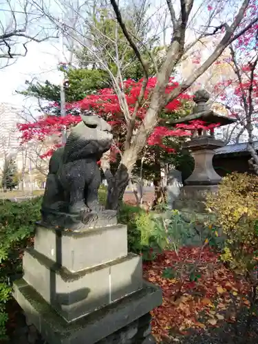 彌彦神社　(伊夜日子神社)の狛犬