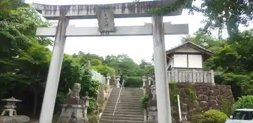 加波山三枝祇神社本宮の鳥居