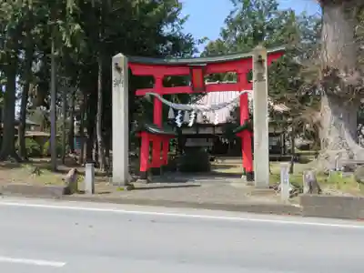 両之木八幡宮の鳥居