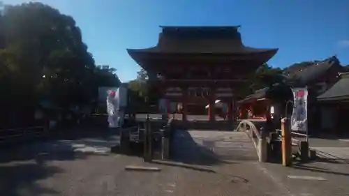 津島神社の山門・神門
