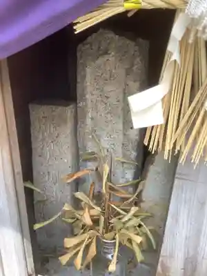 帯塚神社・帯塚大明神の末社・摂社