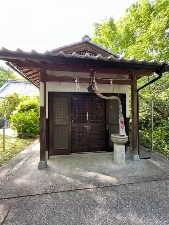 願成就寺(滋賀県)