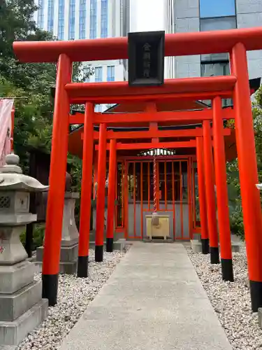 金綱稲荷神社の鳥居