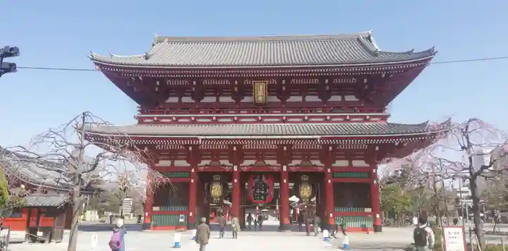 浅草寺の山門・神門
