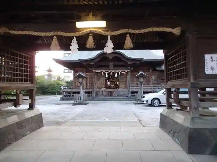 須衛都久神社の本殿・本堂