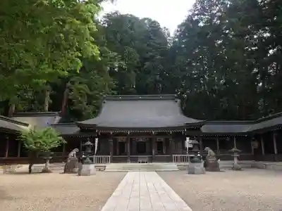 飛驒一宮水無神社の本殿・本堂