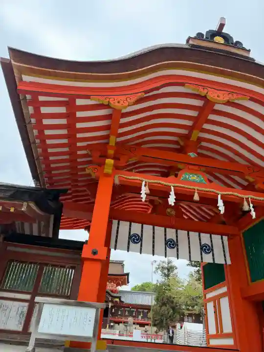 石清水八幡宮の{uncategorized: "未分類", other: "その他", undefined: "問題あり", building: "その他建物", grave: "お墓", sacred_gate: "鳥居", guardian: "狛犬", statue: "像", buddha: "仏像", history: "歴史", nature: "自然", garden: "庭園", animal: "動物", pagoda: "塔", temizu: "手水舎", mountain_gate: "山門・神門", sanctuary: "本殿・本堂", subordinate: "末社・摂社", art: "芸術", scenery: "景色", jizo: "地蔵", ema: "絵馬", goshuin: "御朱印", omikuji: "おみくじ", items: "授与品その他", amulet: "お守り", goshuincho: "御朱印帳", eats: "食事", festival: "お祭り", votive_dance: "神楽", shichigosan: "七五三参", wedding: "結婚式", experience: "体験その他", initially: "初詣", around: "周辺", anti_infection: "感染症対策"}