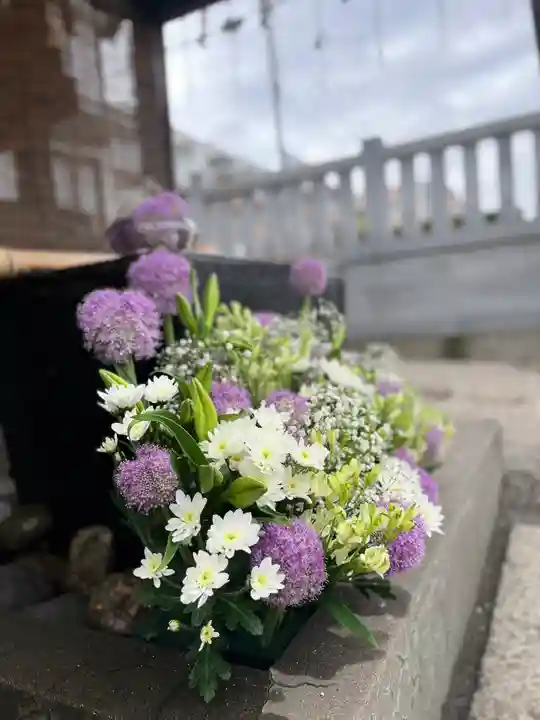 上尾御嶽神社の手水舎