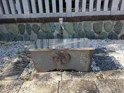 本村神明社の手水舎