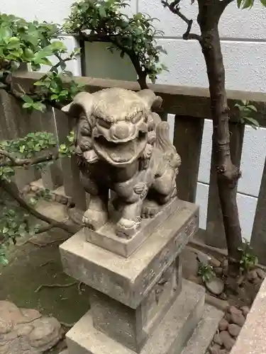 柳里神社の狛犬