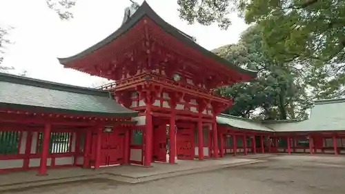 武蔵一宮氷川神社の山門・神門