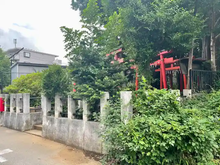 須黒稲荷神社の周辺
