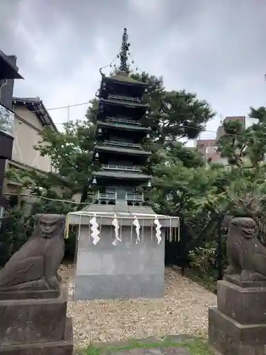 立石熊野神社の塔