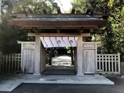 春日神社の山門・神門