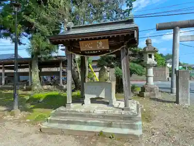 国渭地祇神社の手水舎