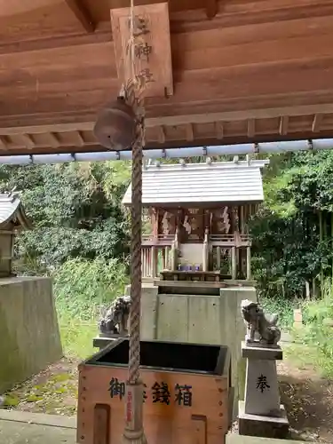 小宅神社の末社