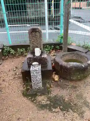 身代わり弘法の末社・摂社