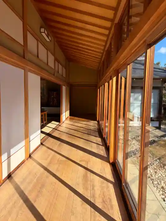 能仁寺の{uncategorized: "未分類", other: "その他", undefined: "問題あり", building: "その他建物", grave: "お墓", sacred_gate: "鳥居", guardian: "狛犬", statue: "像", buddha: "仏像", history: "歴史", nature: "自然", garden: "庭園", animal: "動物", pagoda: "塔", temizu: "手水舎", mountain_gate: "山門・神門", sanctuary: "本殿・本堂", subordinate: "末社・摂社", art: "芸術", scenery: "景色", jizo: "地蔵", ema: "絵馬", goshuin: "御朱印", omikuji: "おみくじ", items: "授与品その他", amulet: "お守り", goshuincho: "御朱印帳", eats: "食事", festival: "お祭り", votive_dance: "神楽", shichigosan: "七五三参", wedding: "結婚式", experience: "体験その他", initially: "初詣", around: "周辺", anti_infection: "感染症対策"}