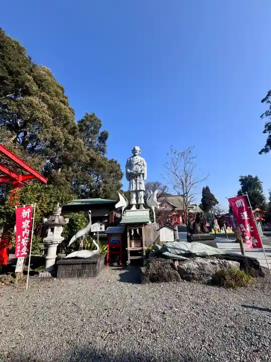 箱崎八幡神社の{uncategorized: "未分類", other: "その他", undefined: "問題あり", building: "その他建物", grave: "お墓", sacred_gate: "鳥居", guardian: "狛犬", statue: "像", buddha: "仏像", history: "歴史", nature: "自然", garden: "庭園", animal: "動物", pagoda: "塔", temizu: "手水舎", mountain_gate: "山門・神門", sanctuary: "本殿・本堂", subordinate: "末社・摂社", art: "芸術", scenery: "景色", jizo: "地蔵", ema: "絵馬", goshuin: "御朱印", omikuji: "おみくじ", items: "授与品その他", amulet: "お守り", goshuincho: "御朱印帳", eats: "食事", festival: "お祭り", votive_dance: "神楽", shichigosan: "七五三参", wedding: "結婚式", experience: "体験その他", initially: "初詣", around: "周辺", anti_infection: "感染症対策"}