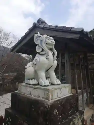 陶山神社の狛犬