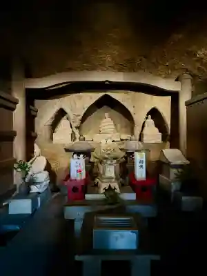 妙圓寺の{uncategorized: "未分類", other: "その他", undefined: "問題あり", building: "その他建物", grave: "お墓", sacred_gate: "鳥居", guardian: "狛犬", statue: "像", buddha: "仏像", history: "歴史", nature: "自然", garden: "庭園", animal: "動物", pagoda: "塔", temizu: "手水舎", mountain_gate: "山門・神門", sanctuary: "本殿・本堂", subordinate: "末社・摂社", art: "芸術", scenery: "景色", jizo: "地蔵", ema: "絵馬", goshuin: "御朱印", omikuji: "おみくじ", items: "授与品その他", amulet: "お守り", goshuincho: "御朱印帳", eats: "食事", festival: "お祭り", votive_dance: "神楽", shichigosan: "七五三参", wedding: "結婚式", experience: "体験その他", initially: "初詣", around: "周辺", anti_infection: "感染症対策"}