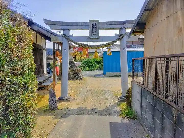 稲荷社(赤坂町)の鳥居