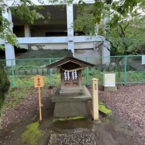 菅原神社の{uncategorized: "未分類", other: "その他", undefined: "問題あり", building: "その他建物", grave: "お墓", sacred_gate: "鳥居", guardian: "狛犬", statue: "像", buddha: "仏像", history: "歴史", nature: "自然", garden: "庭園", animal: "動物", pagoda: "塔", temizu: "手水舎", mountain_gate: "山門・神門", sanctuary: "本殿・本堂", subordinate: "末社・摂社", art: "芸術", scenery: "景色", jizo: "地蔵", ema: "絵馬", goshuin: "御朱印", omikuji: "おみくじ", items: "授与品その他", amulet: "お守り", goshuincho: "御朱印帳", eats: "食事", festival: "お祭り", votive_dance: "神楽", shichigosan: "七五三参", wedding: "結婚式", experience: "体験その他", initially: "初詣", around: "周辺", anti_infection: "感染症対策"}