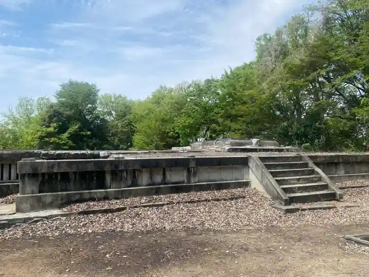 高山神社の{uncategorized: "未分類", other: "その他", undefined: "問題あり", building: "その他建物", grave: "お墓", sacred_gate: "鳥居", guardian: "狛犬", statue: "像", buddha: "仏像", history: "歴史", nature: "自然", garden: "庭園", animal: "動物", pagoda: "塔", temizu: "手水舎", mountain_gate: "山門・神門", sanctuary: "本殿・本堂", subordinate: "末社・摂社", art: "芸術", scenery: "景色", jizo: "地蔵", ema: "絵馬", goshuin: "御朱印", omikuji: "おみくじ", items: "授与品その他", amulet: "お守り", goshuincho: "御朱印帳", eats: "食事", festival: "お祭り", votive_dance: "神楽", shichigosan: "七五三参", wedding: "結婚式", experience: "体験その他", initially: "初詣", around: "周辺", anti_infection: "感染症対策"}