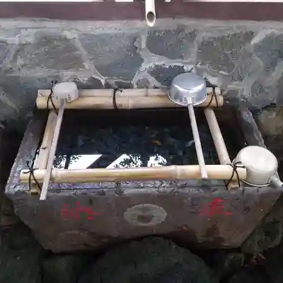 多武峯内藤神社の手水舎