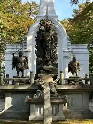 高尾山薬王院(東京都)