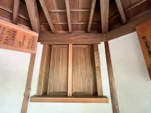 歌泉堂（春日大社神苑萬葉植物園内鎮座）(奈良県)