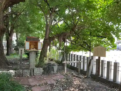 多奈波太神社の末社